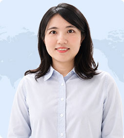 許　家瑶